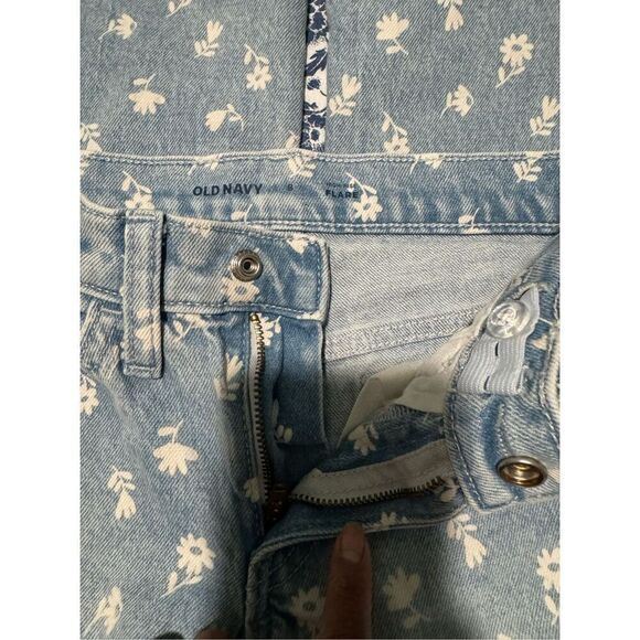 Old navy floral print flare jeans 8 - Picture 4 of 7